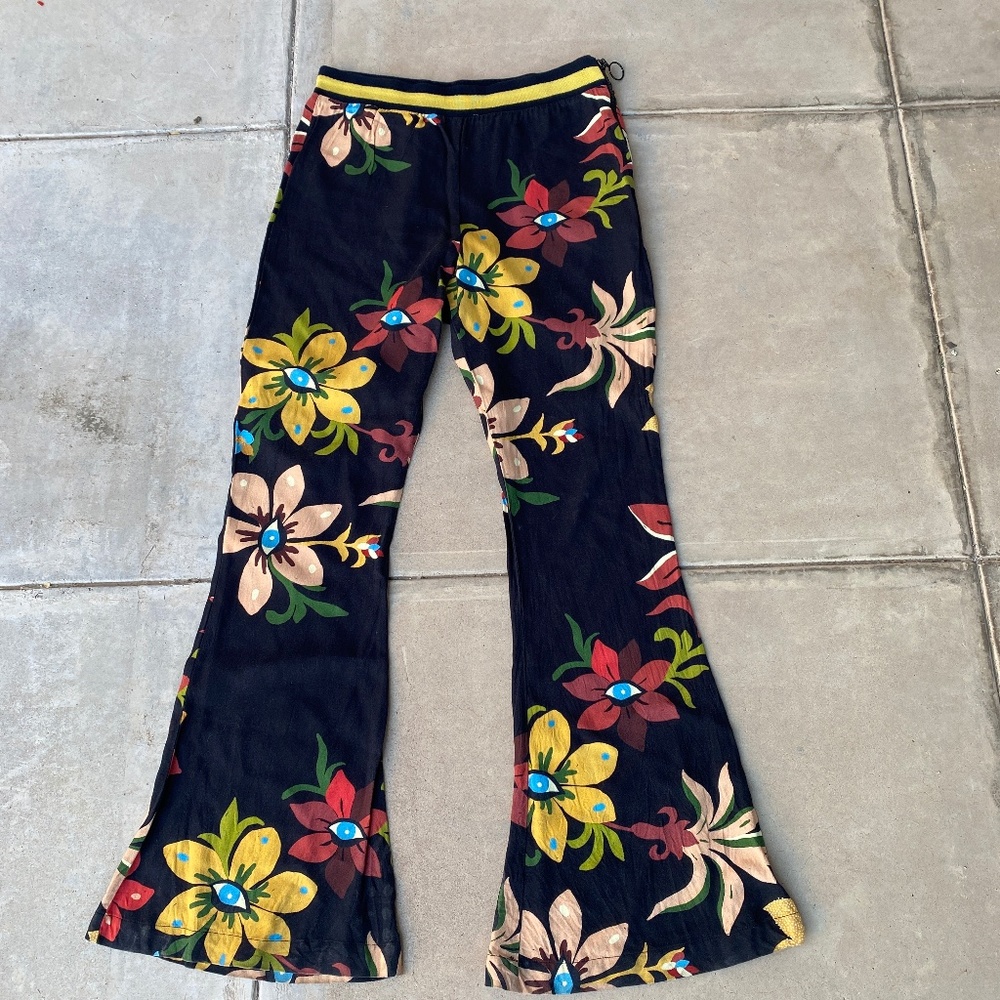 Farm Rio x Anthropologie Calla Flare High Rise Floral Black Pants Size M - Picture 1 of 9